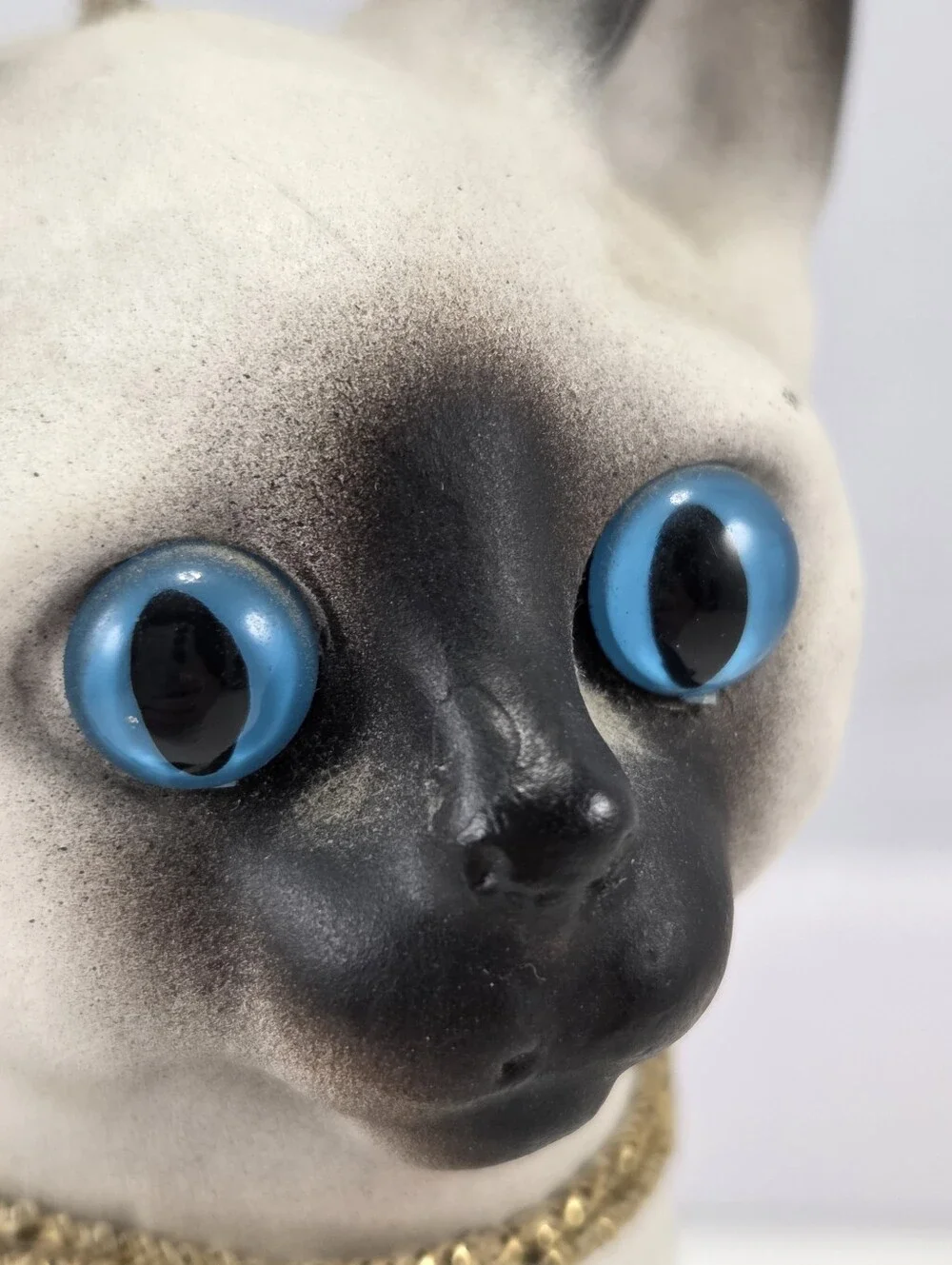Vintage 1960s/70s Siamese Cat Figural Candle with Yarn Ball & Collar